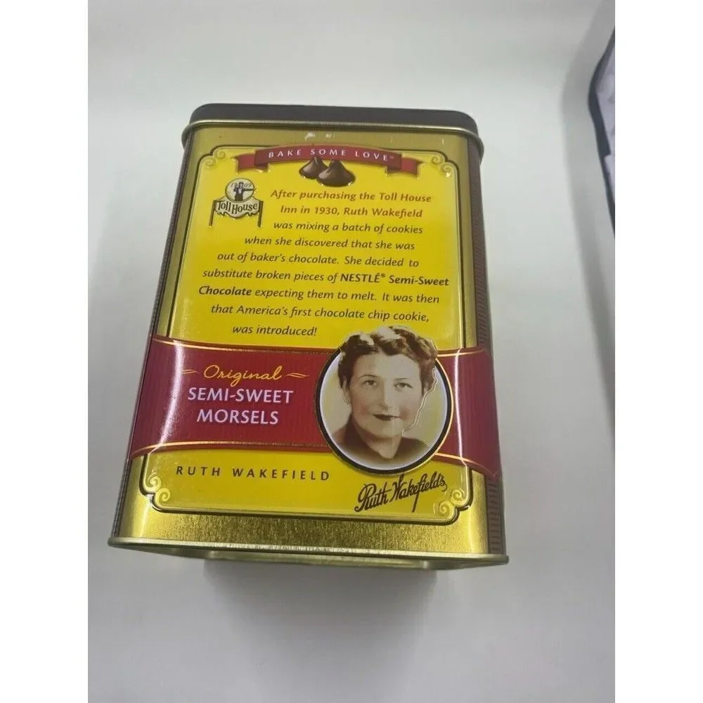 Beauty and the Beast Nestle Collector's Tin Can Walt Disney 1996